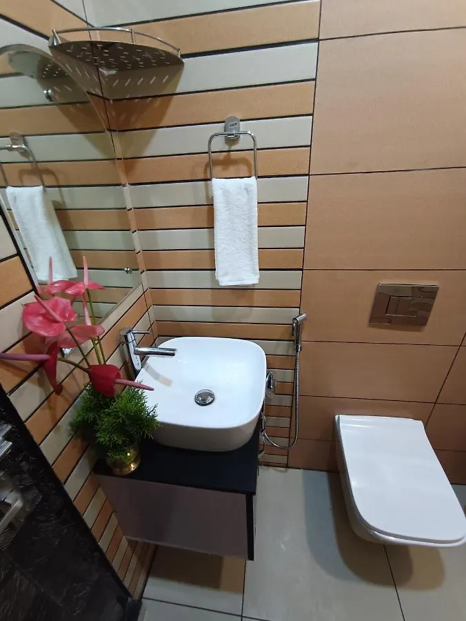 Golden Peak Estate Homestay واياناد