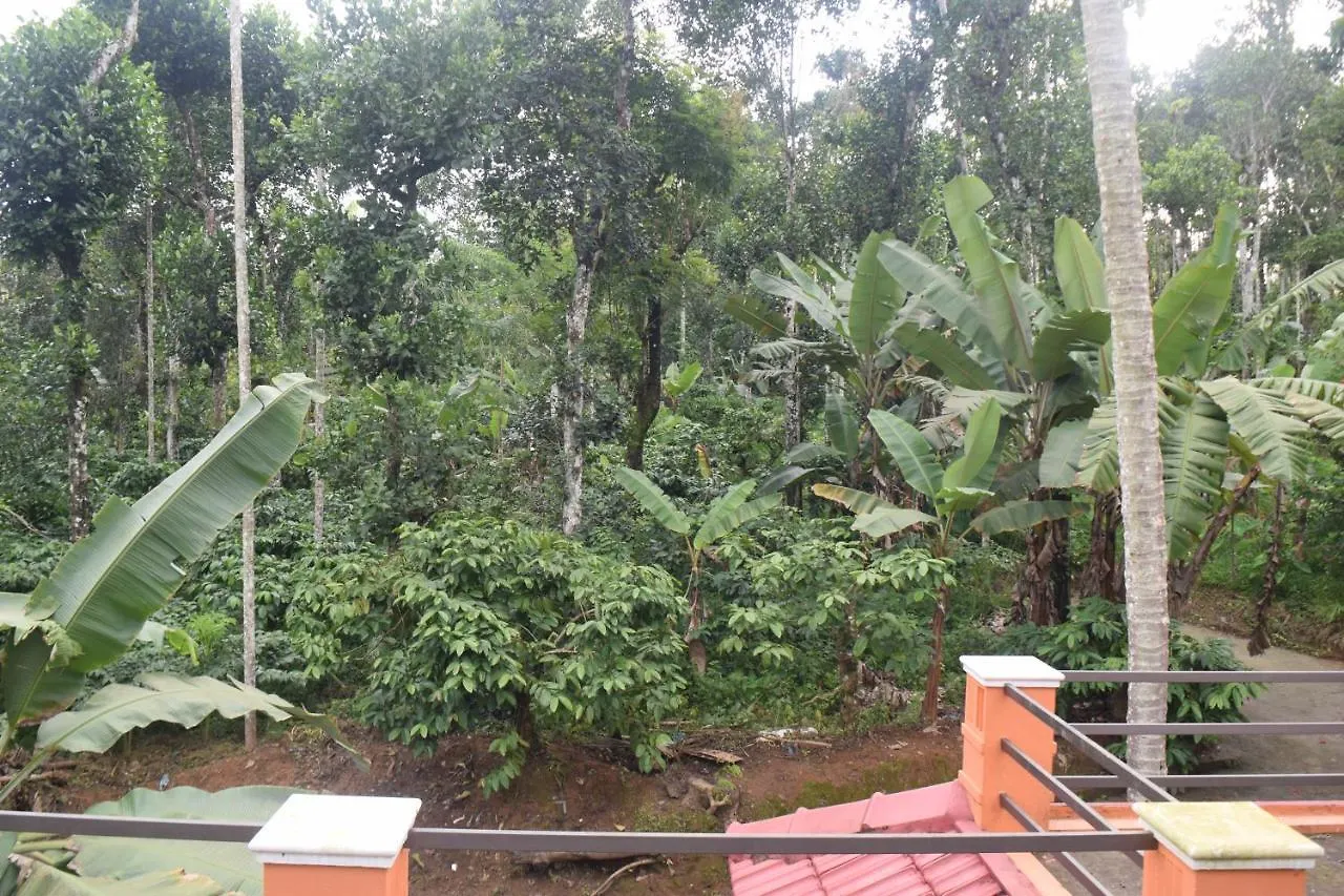 Golden Peak Estate Homestay واياناد