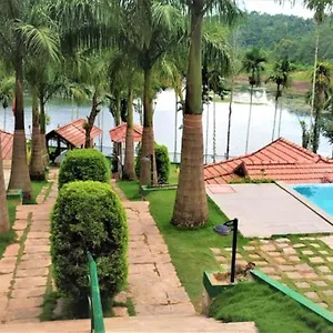 Resort The Wave Lakeview &, Wayanad